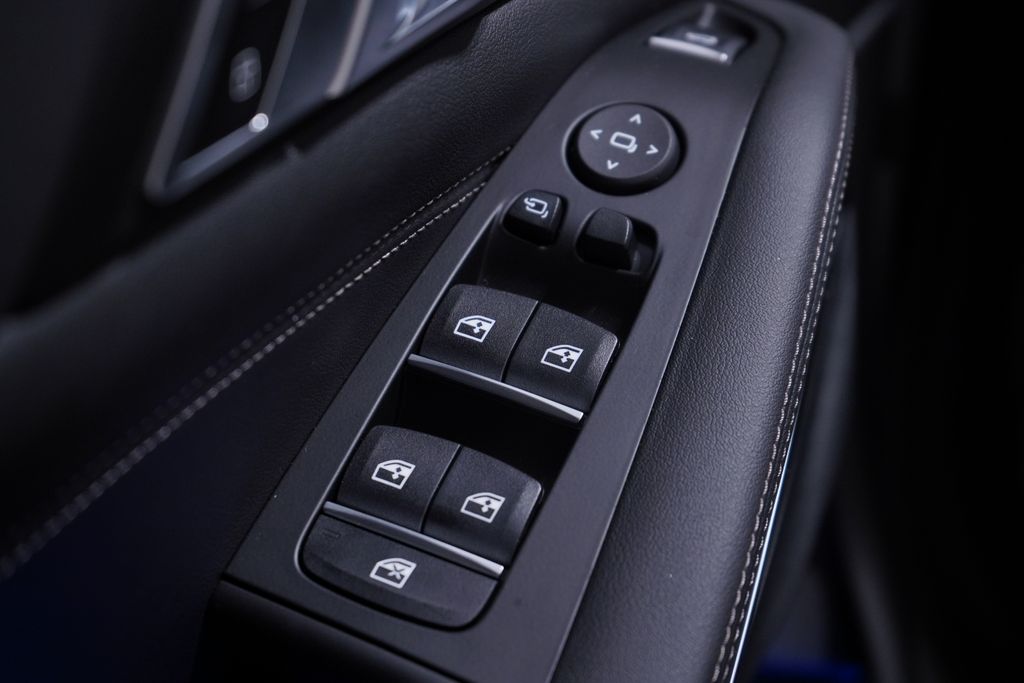 2025 BMW X5 xDrive40i 11