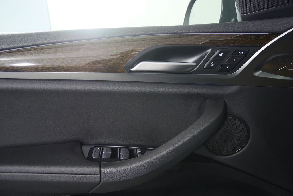 Thumbnail: 2022 BMW X3 - 8