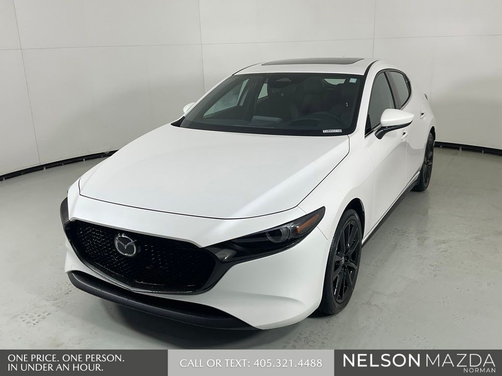 2026 Mazda CX-3 Premium MT 5-Door SKYACTIV's photo