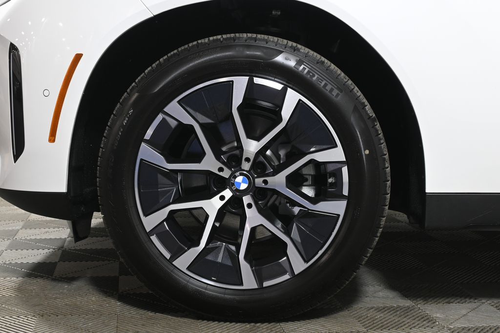 Thumbnail: 2026 BMW X3 - 12