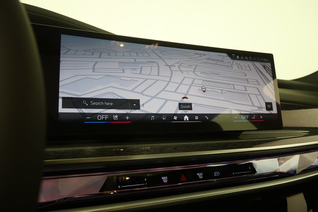 Thumbnail: 2025 BMW 7 Series - 22