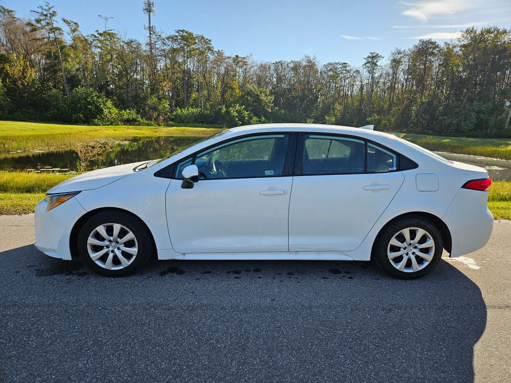 2023 Toyota Corolla LE 2