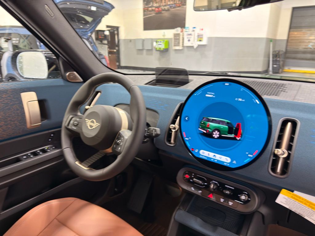 Thumbnail: 2025 MINI Cooper Countryman - 30