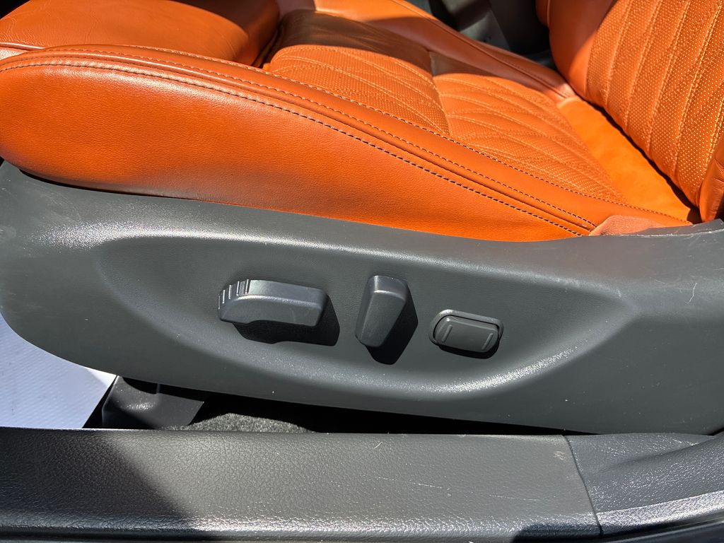2019 Nissan Maxima Platinum - 11