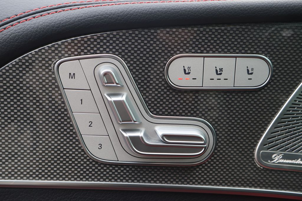 Thumbnail: 2023 Mercedes-Benz GLE - 32