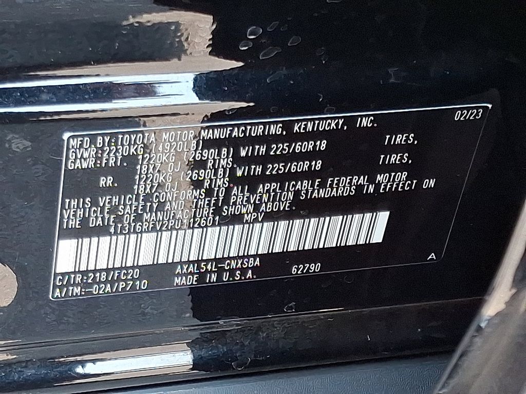 2023 Toyota RAV4 SE 27