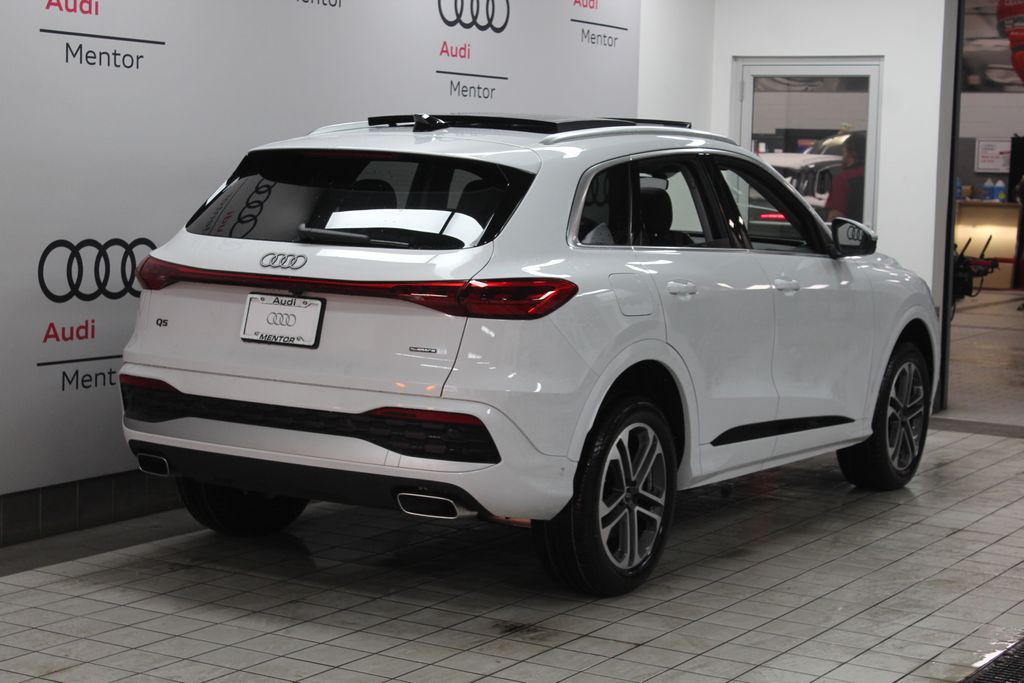Thumbnail: 2025 Audi Q5 - 6