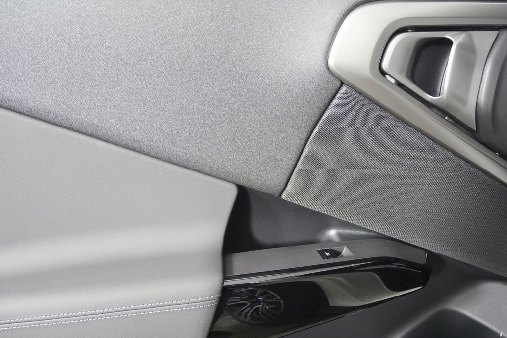 Thumbnail: 2026 BMW X3 - 13
