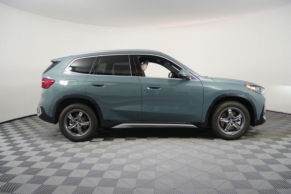 Thumbnail: 2025 BMW X1 - 2
