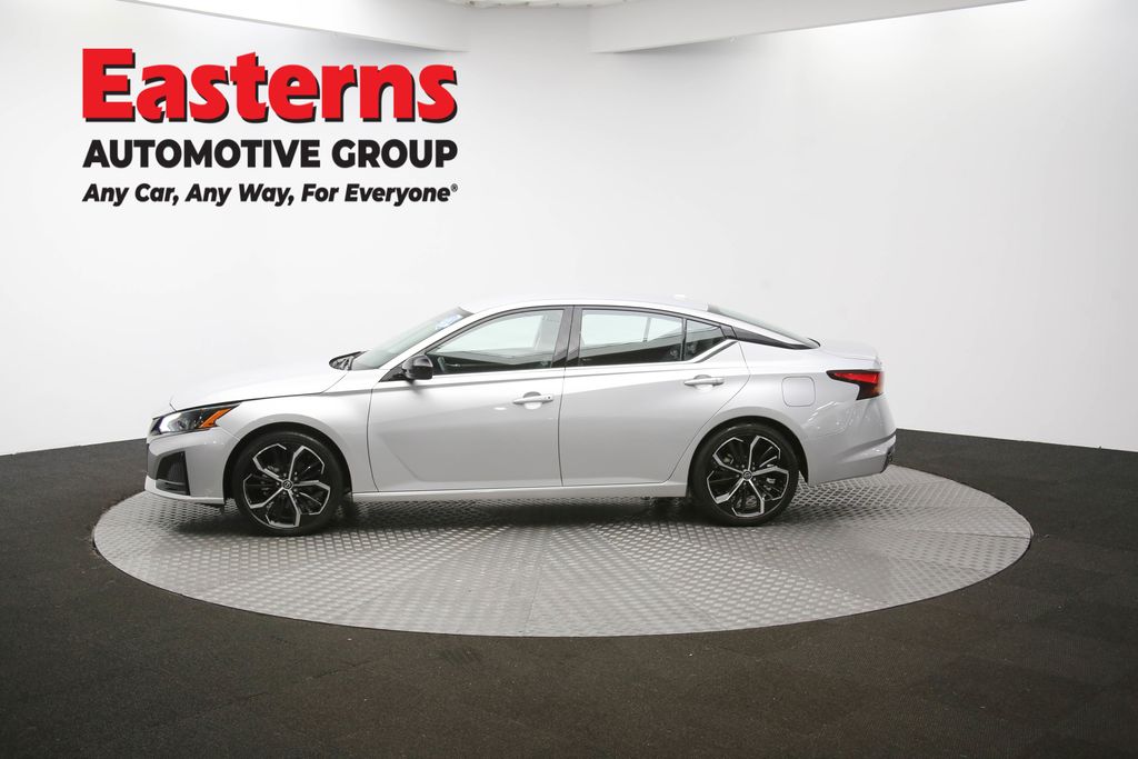 Used 2024 Silver Nissan 2.5 SR image 58