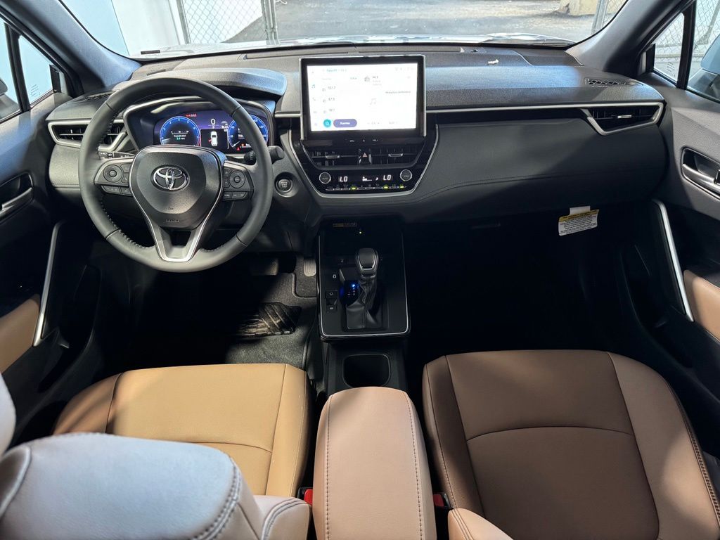 Thumbnail: 2026 Toyota Corolla Cross - 31