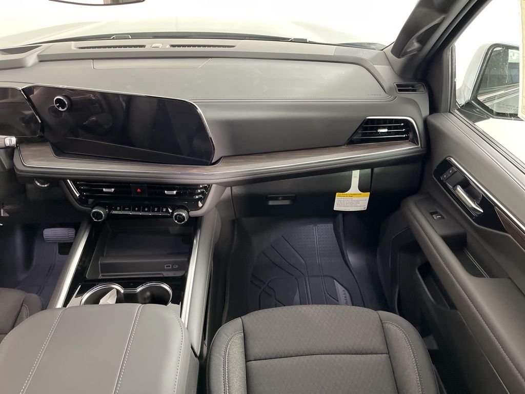 Thumbnail: 2026 Chevrolet Tahoe - 15