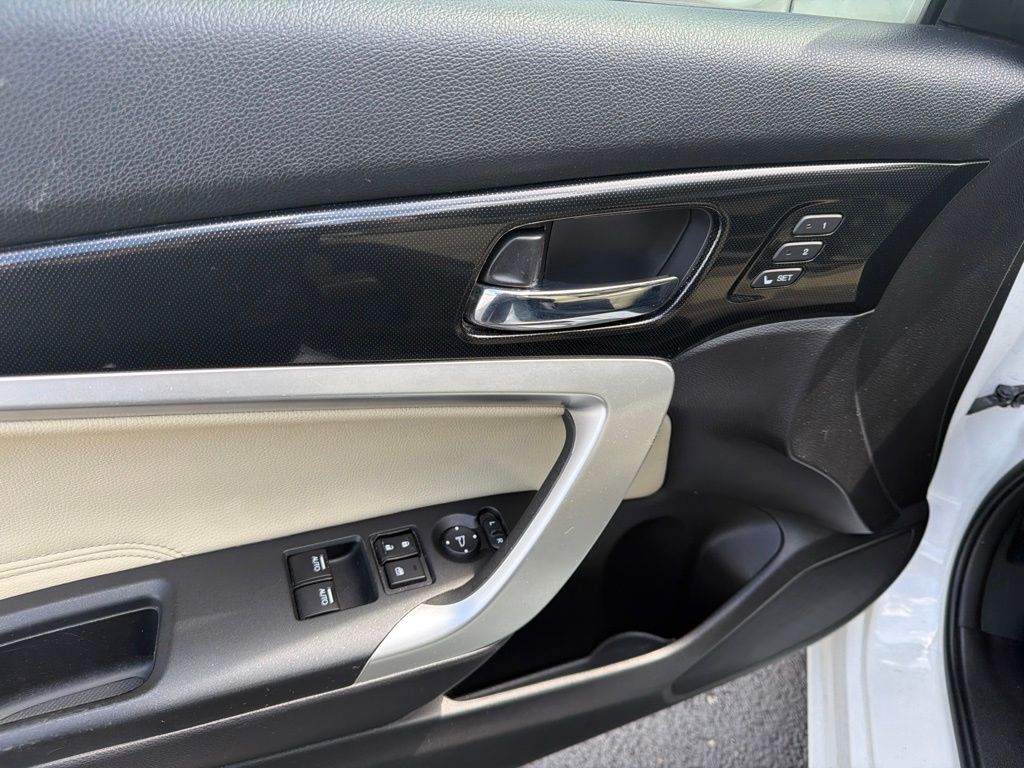 Thumbnail: 2015 Honda Accord - 23