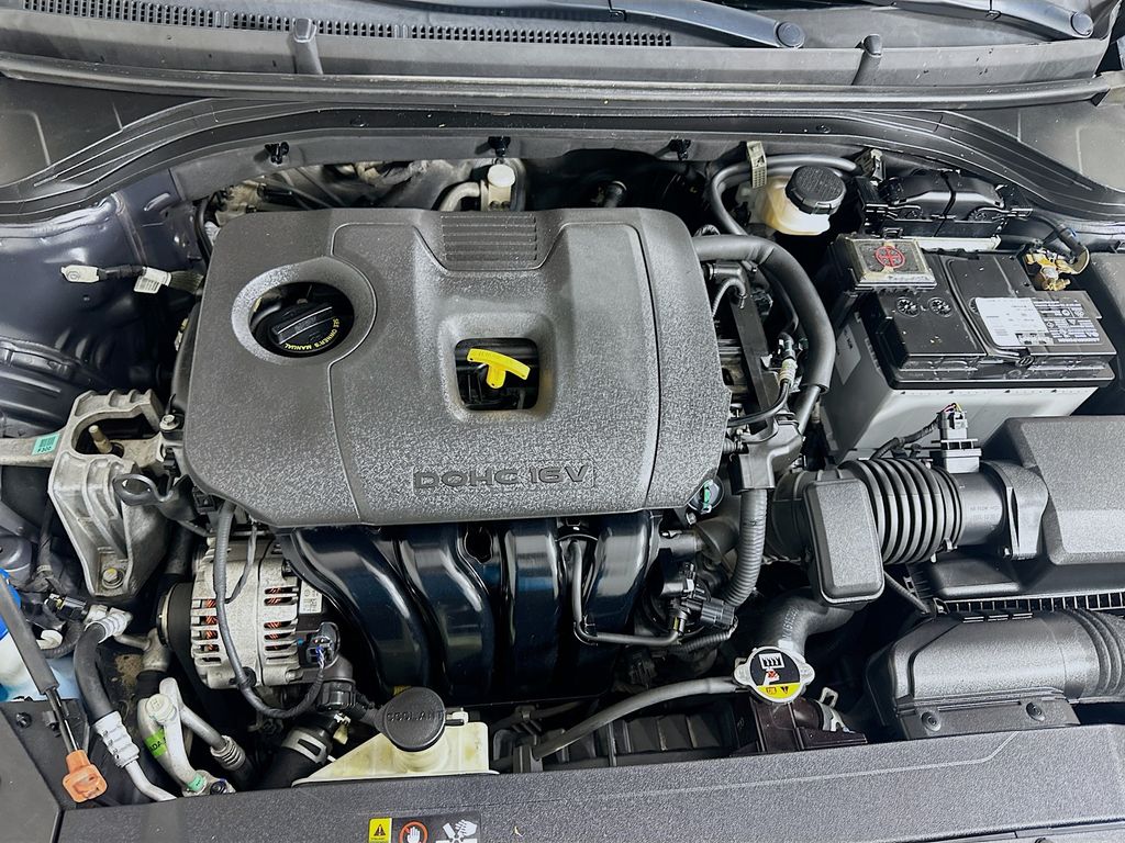 Thumbnail: 2020 Hyundai Elantra - 28