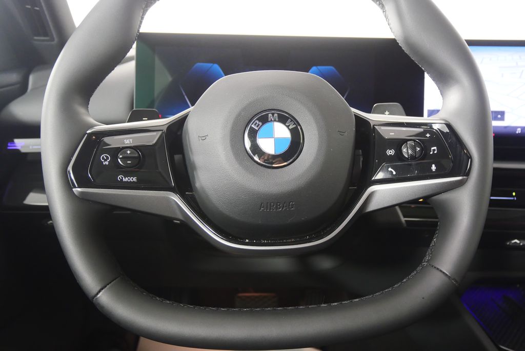 Thumbnail: 2025 BMW 5 Series - 21