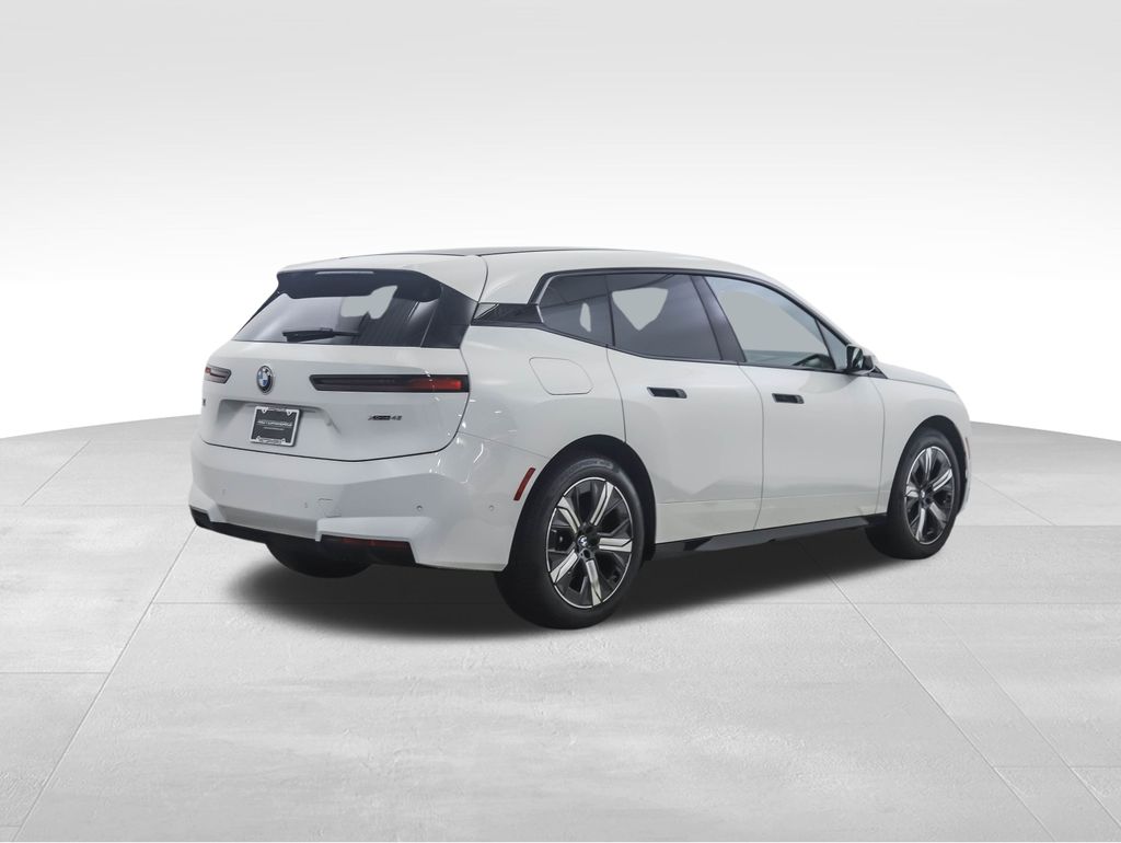 Thumbnail: 2026 BMW iX - 6