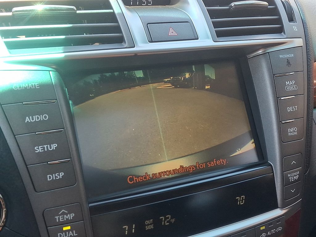 Thumbnail: 2011 Lexus LS - 18