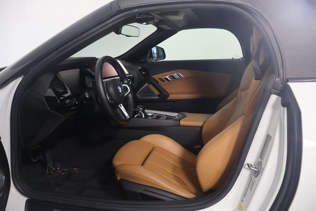 Thumbnail: 2019 BMW Z4 - 9