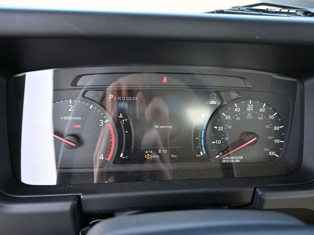 2025 Isuzu NRR 