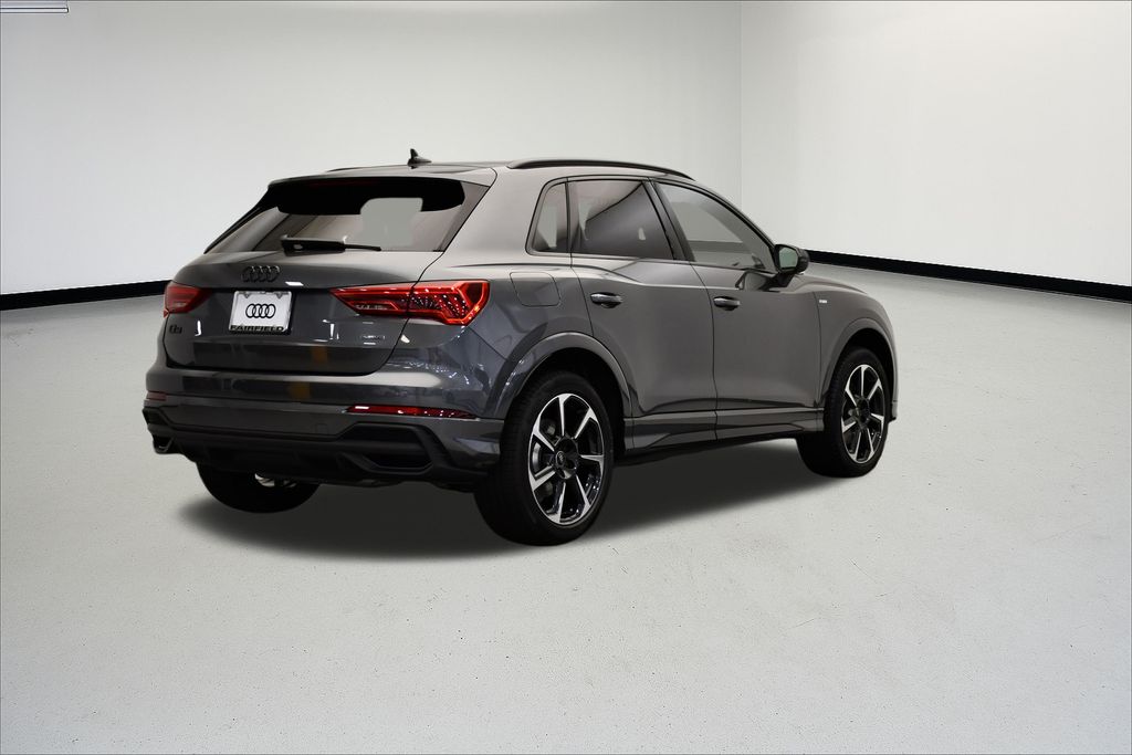 Thumbnail: 2025 Audi Q3 - 5