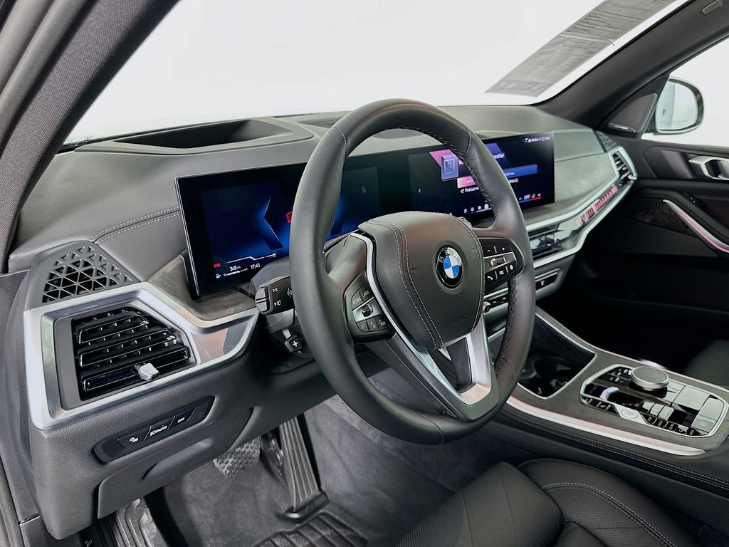 Thumbnail: 2025 BMW X5 - 9