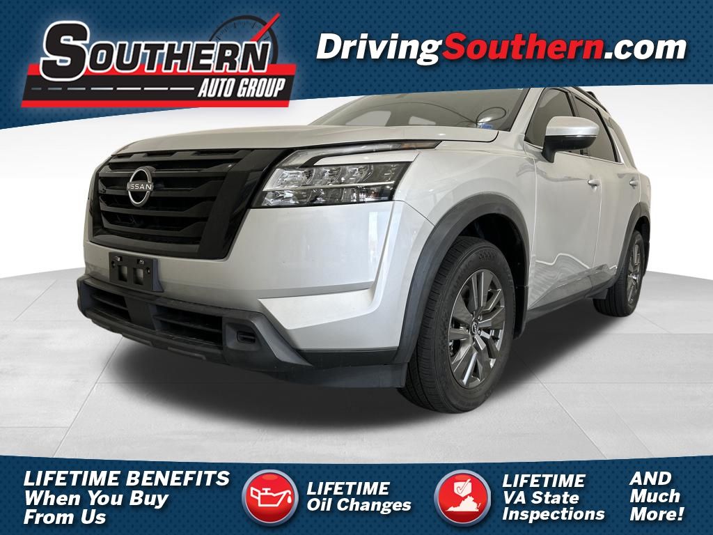 2022 Nissan Pathfinder SV FWD