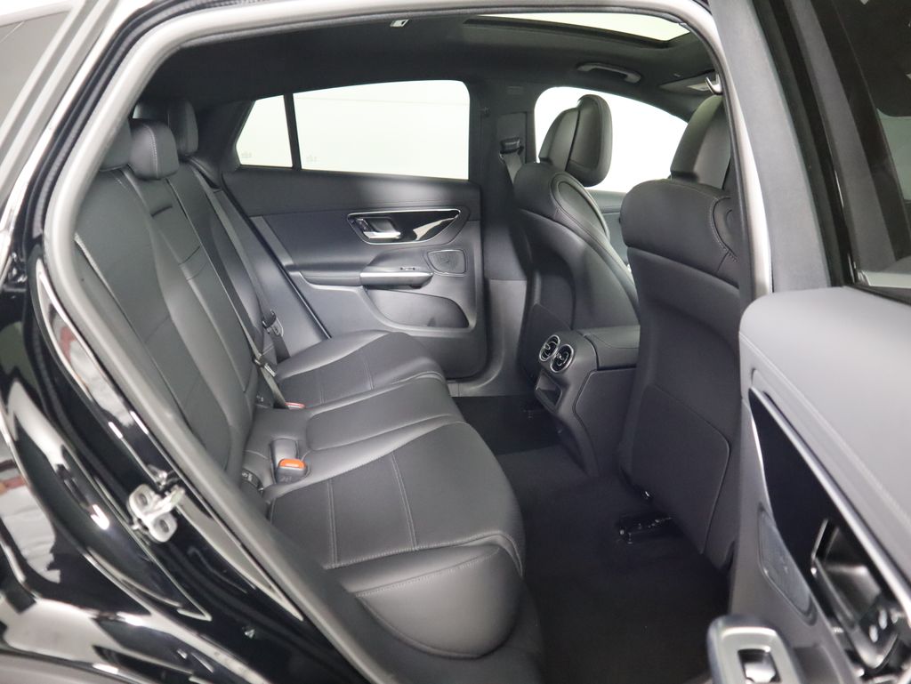 Thumbnail: 2026 Mercedes-Benz GLC - 24