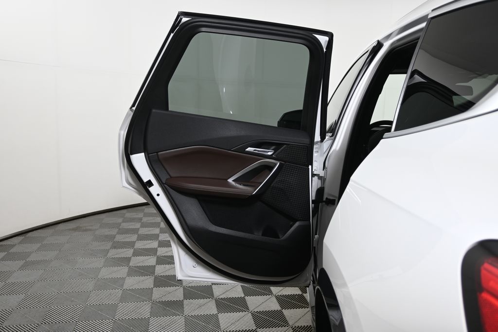 Thumbnail: 2023 BMW X1 - 30