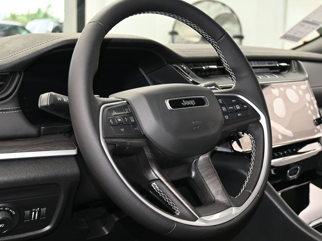 New 2026 Baltic Gray Metallic Clearcoat Jeep Limited image 13