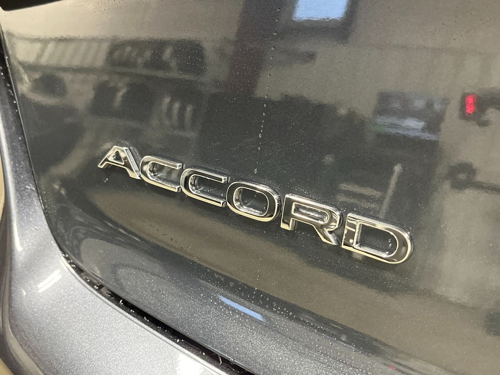 2025 Honda Accord SE - Photo 9