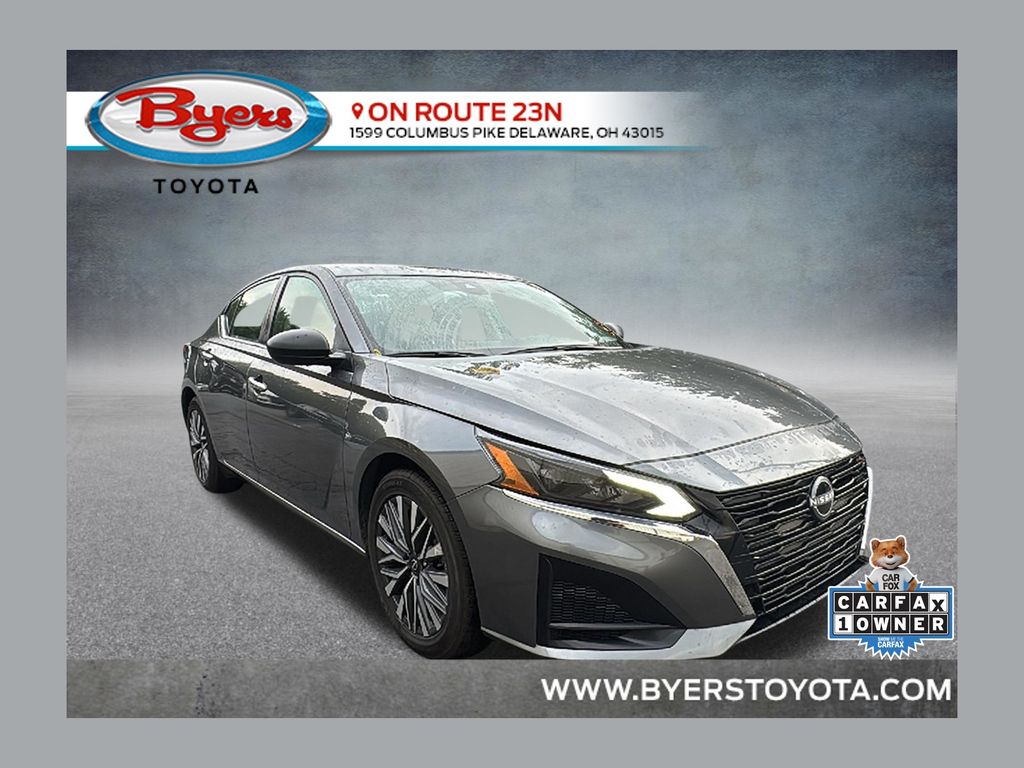 Gray (Gun Metallic) 2025 Nissan Altima Sedan Front-Wheel Drive Continuously Variable Transmission