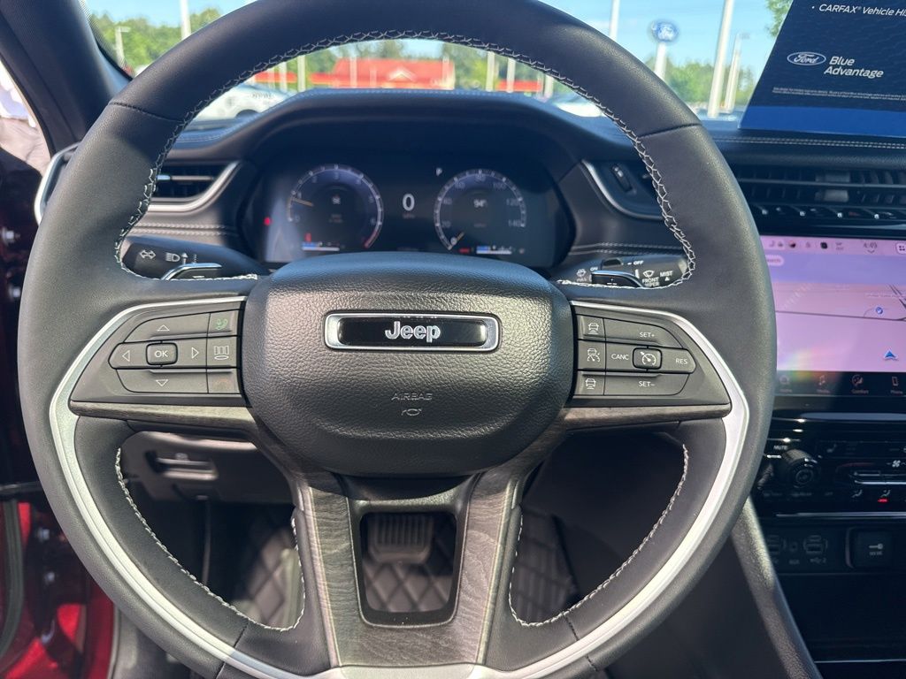 2025 Jeep Grand Cherokee Limited 4x2