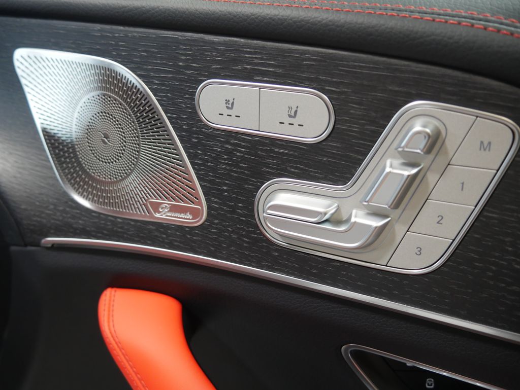 Thumbnail: 2026 Mercedes-Benz GLE - 29