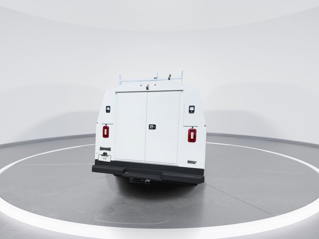 New 2025 Oxford White Ford E-350 SRW image 7