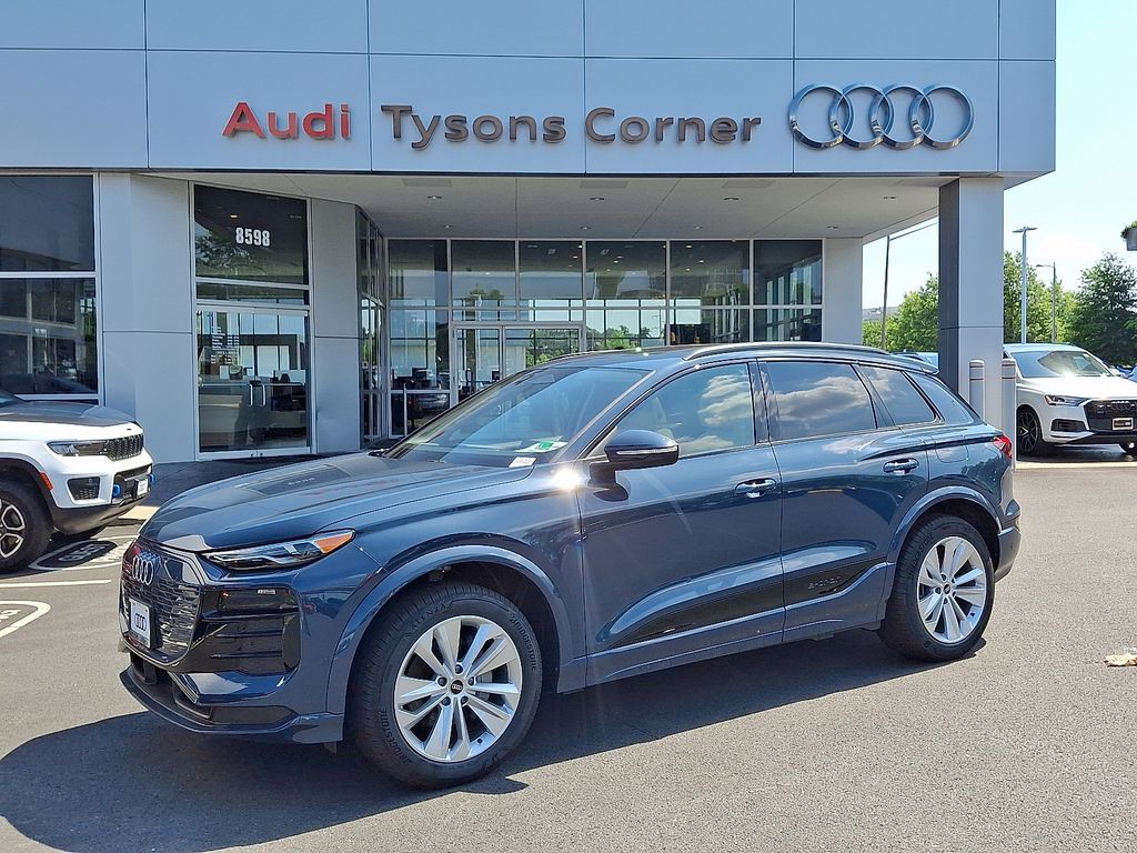 2025 Audi Q6 e-tron Premium -
                  Vienna, VA