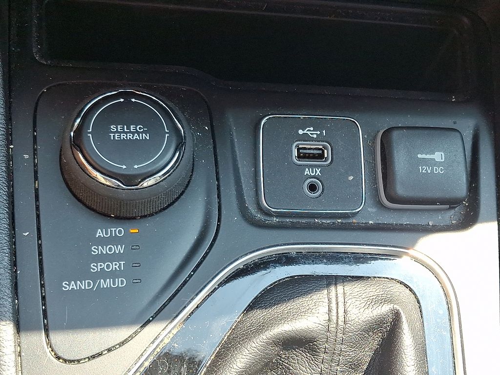 Used 2020 Jeep Cherokee SUV