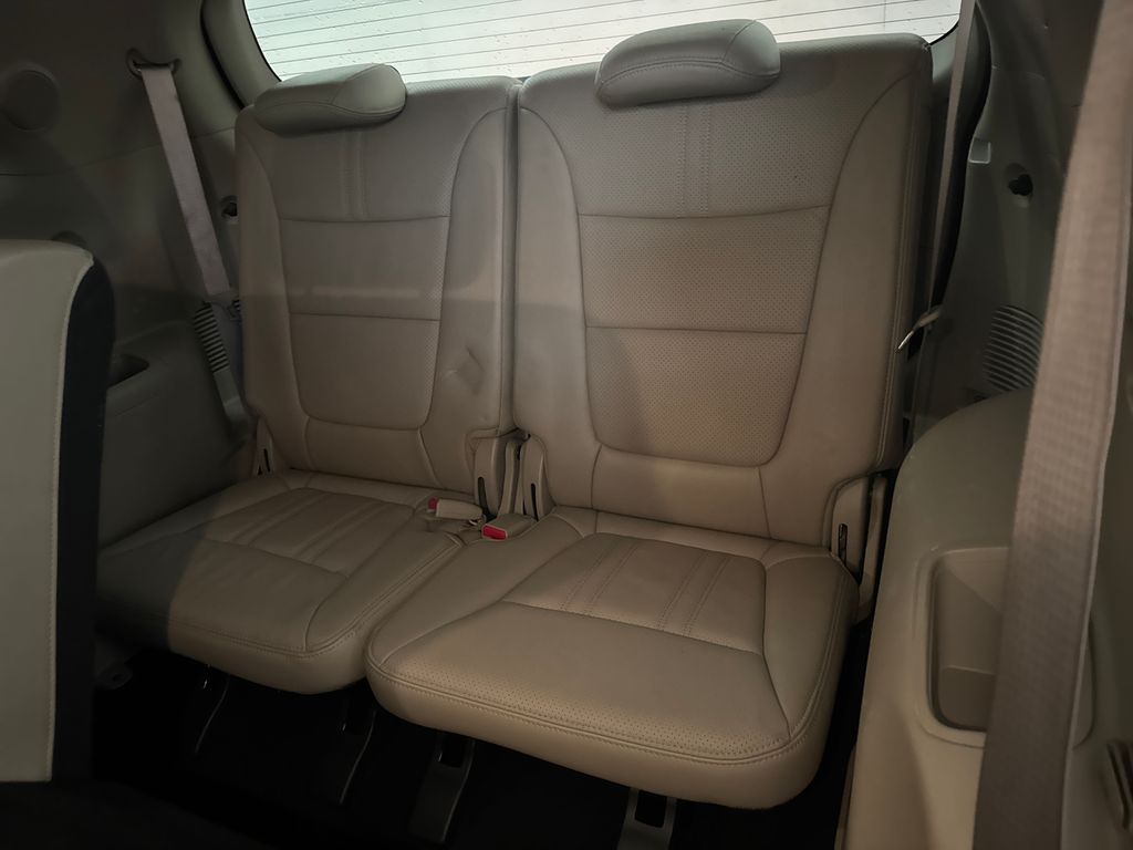 Used 2014 Black Kia EX image 31