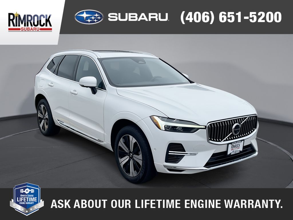 Crystal White Metallic 2023 Volvo XC60 Recharge T8 Plus Bright Theme eAWD SUV / Crossover All-Wheel Drive Automatic