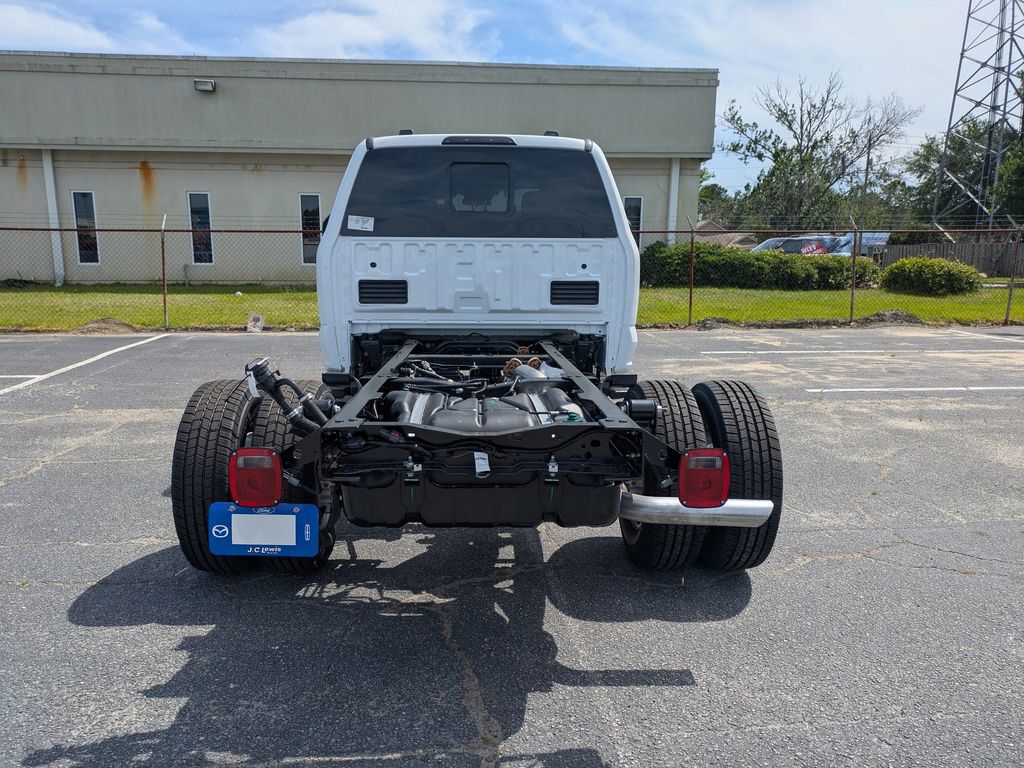 2026 Ford F-350 Chassis XL