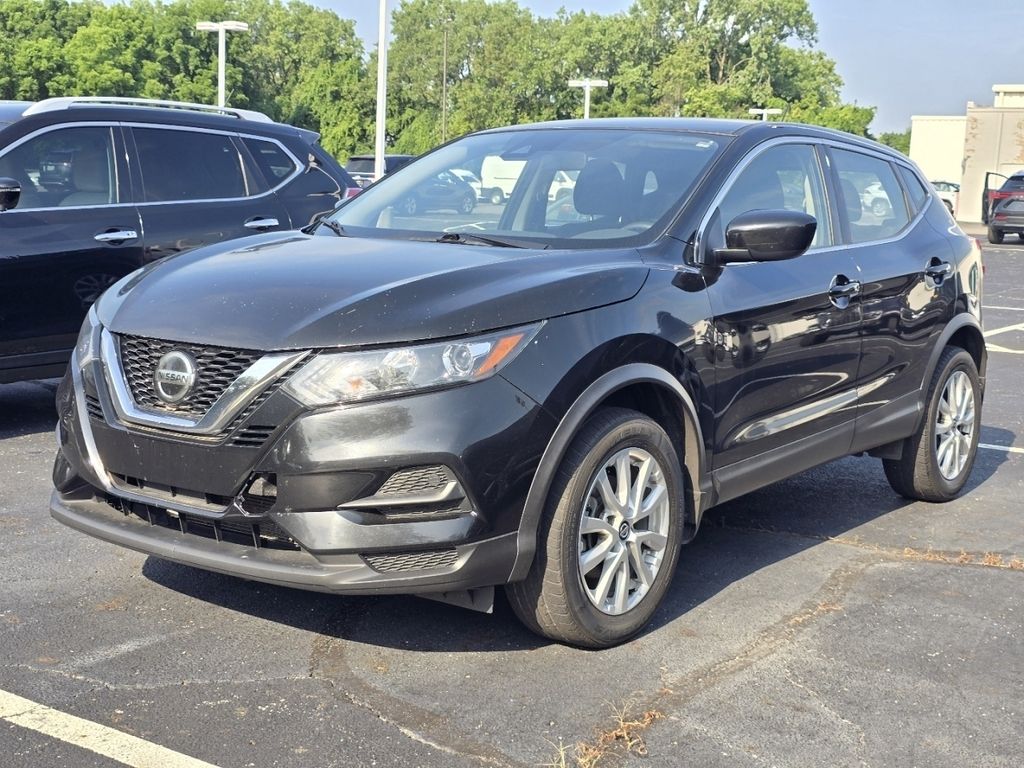 Used 2021 Black Nissan S image 3