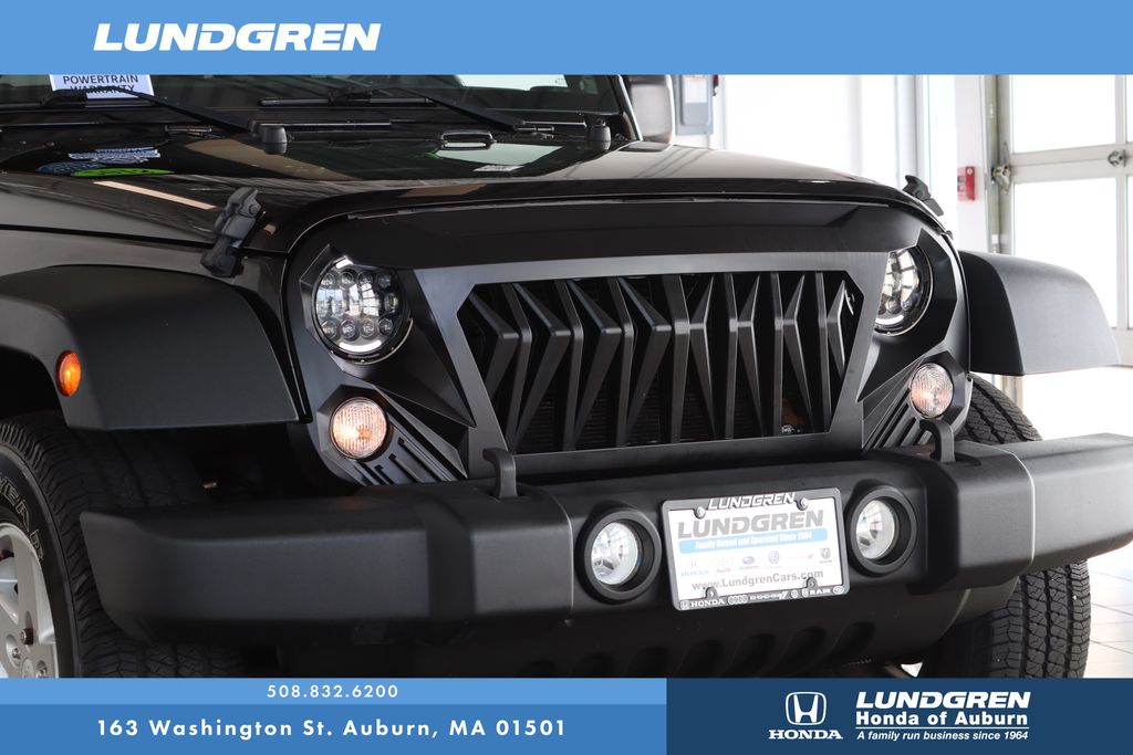 Used 2018 Jeep Wrangler JK SUV