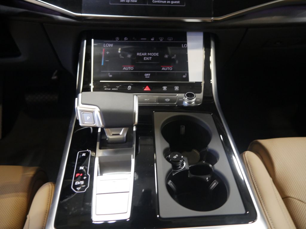 Thumbnail: 2026 Audi Q7 - 27