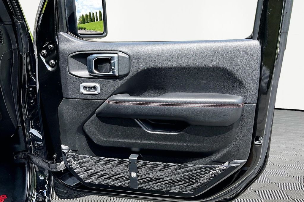 Used 2018 Jeep Wrangler SUV