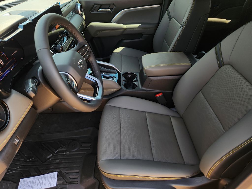 2026 Chevrolet Colorado ZR2 photo 10