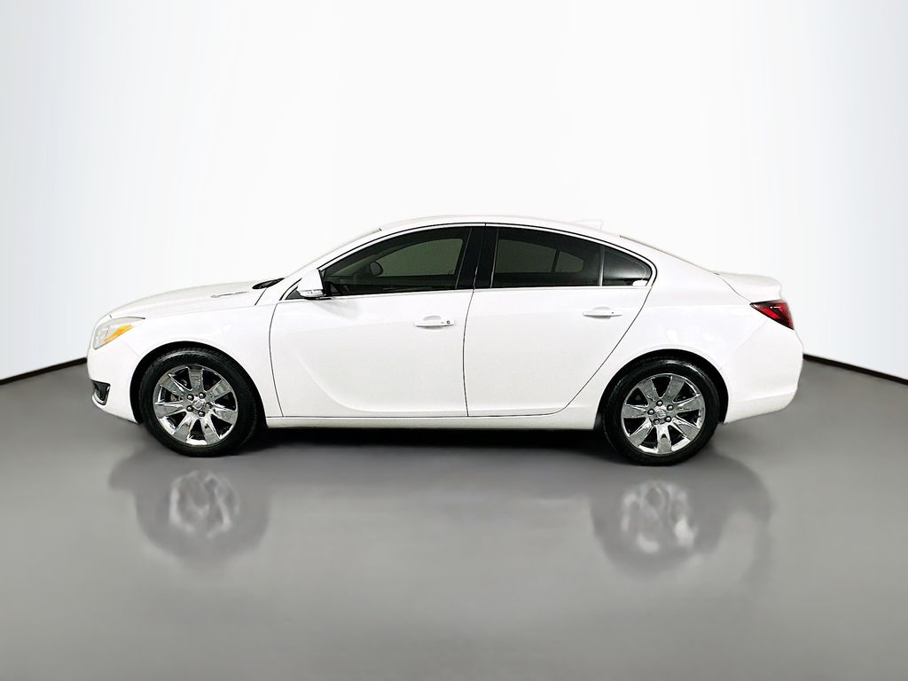 Thumbnail: 2016 Buick Regal - 8