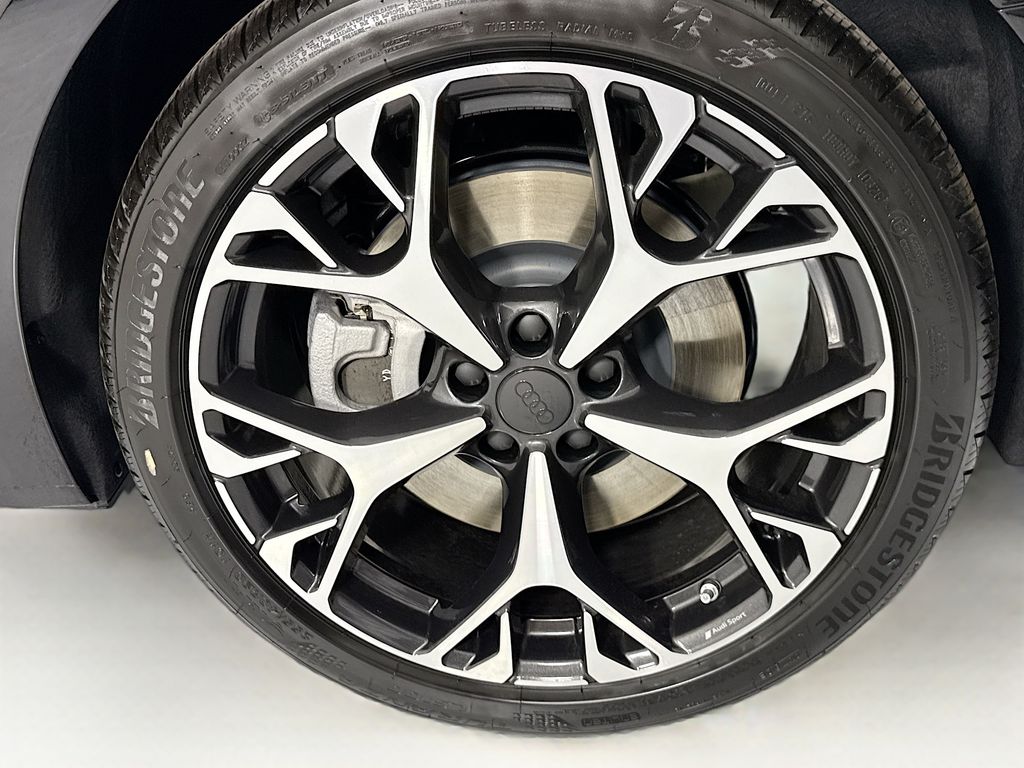 Thumbnail: 2026 Audi A6 - 30