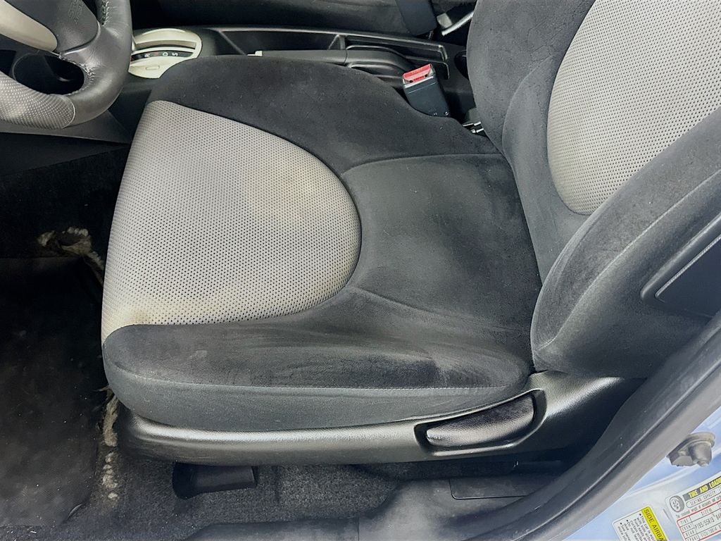 Thumbnail: 2008 Honda Fit - 17