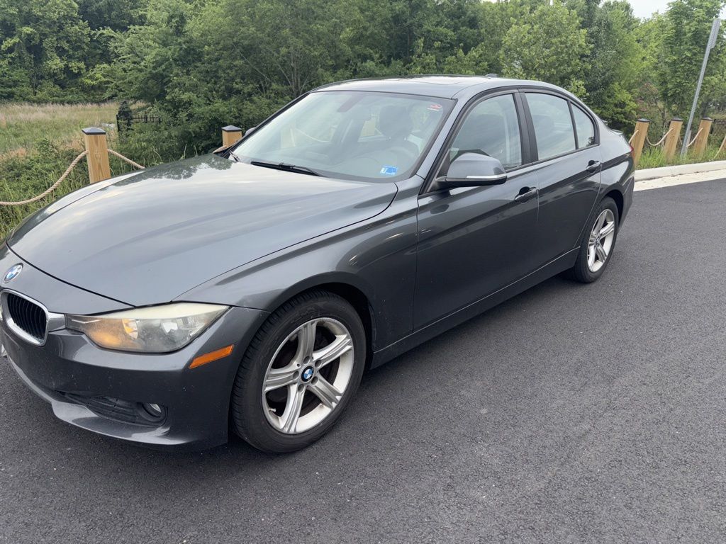 Mineral Gray Metallic 2015 BMW 3 Series 320i Sedan RWD Sedan Rear-Wheel Drive 8-Speed Automatic