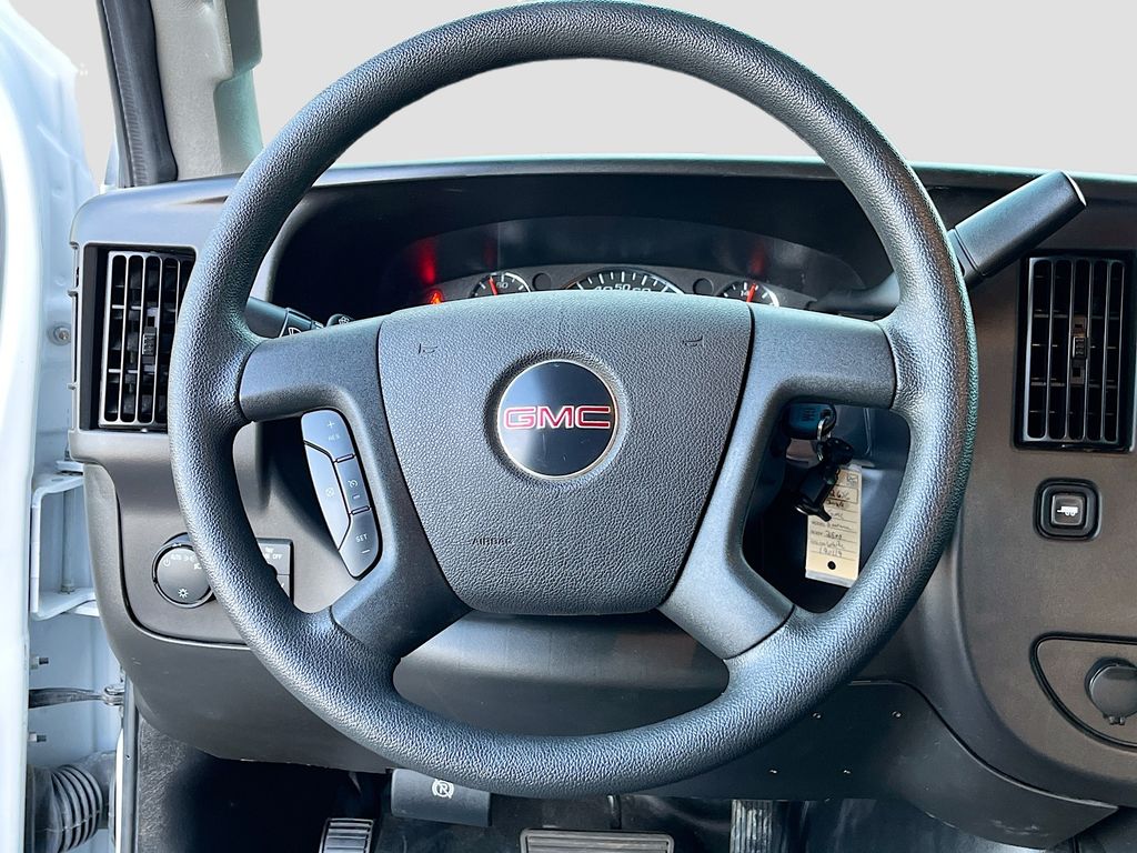 2024 GMC Savana Cargo Work Van - Photo 11