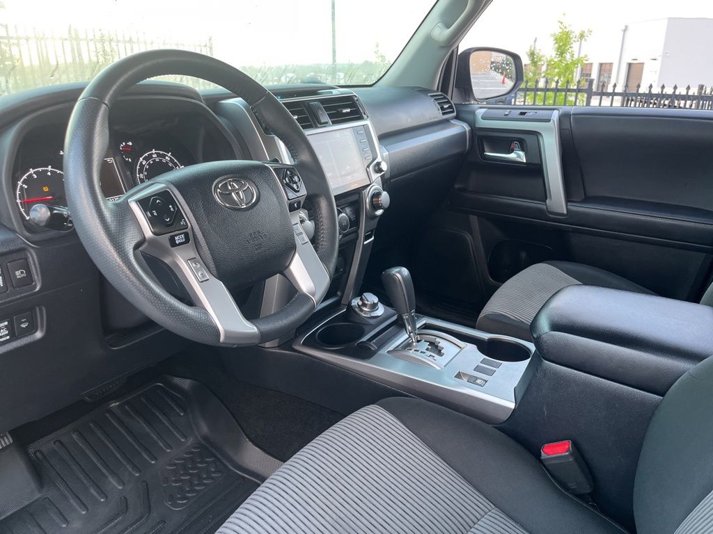 Thumbnail: 2022 Toyota 4Runner - 19
